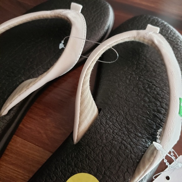 Sanuk Yoga Chakra White Sz 9 Yoga Mat Sandal Flip - Picture 2 of 4